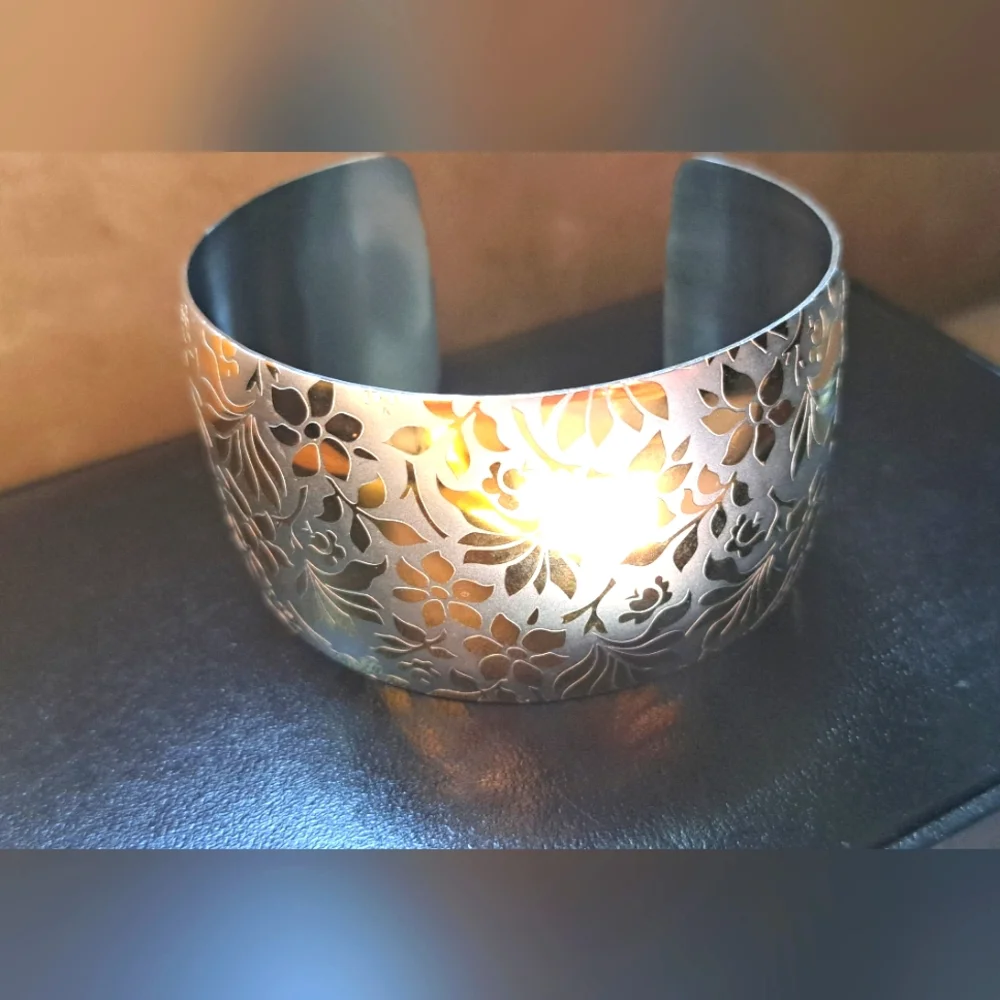 Vintage Stainless Steel Bangle Lovely Raised Gold Toned Flowers Relief Design